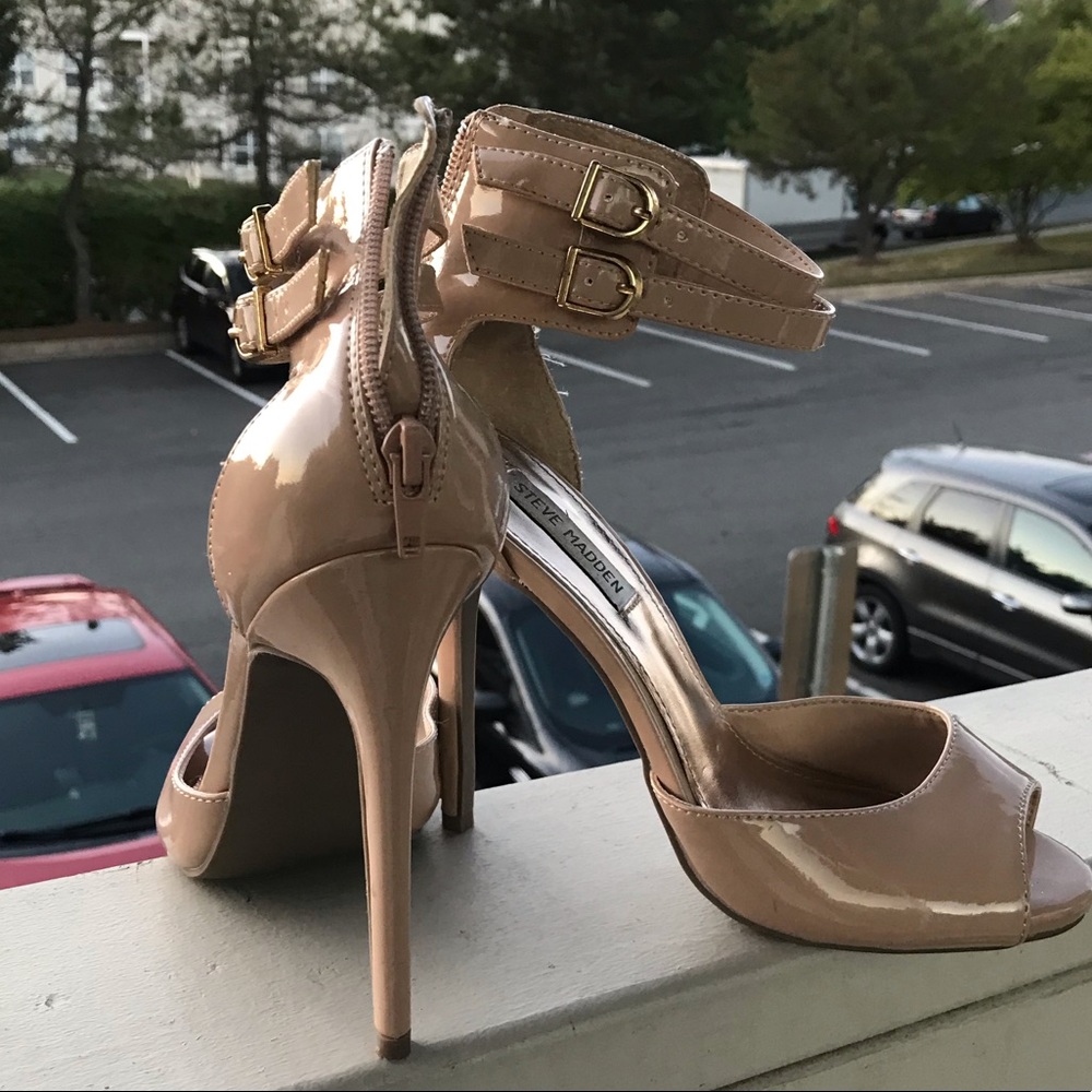 Steve Madden Nude Patent Leather Heels